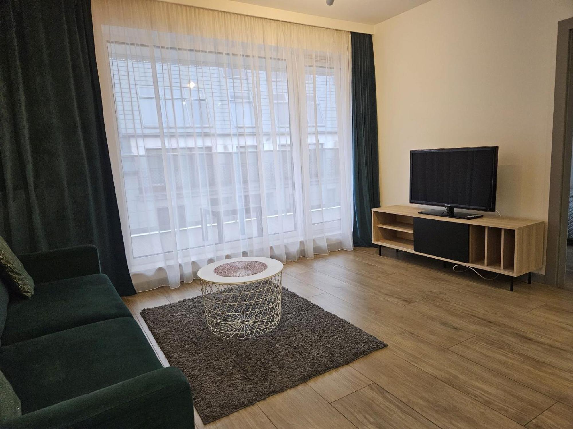 Urban Jungle Apartament *